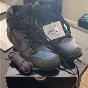 Nike SB Dunk High “Black Sheep Hornet” sz 9.5’s